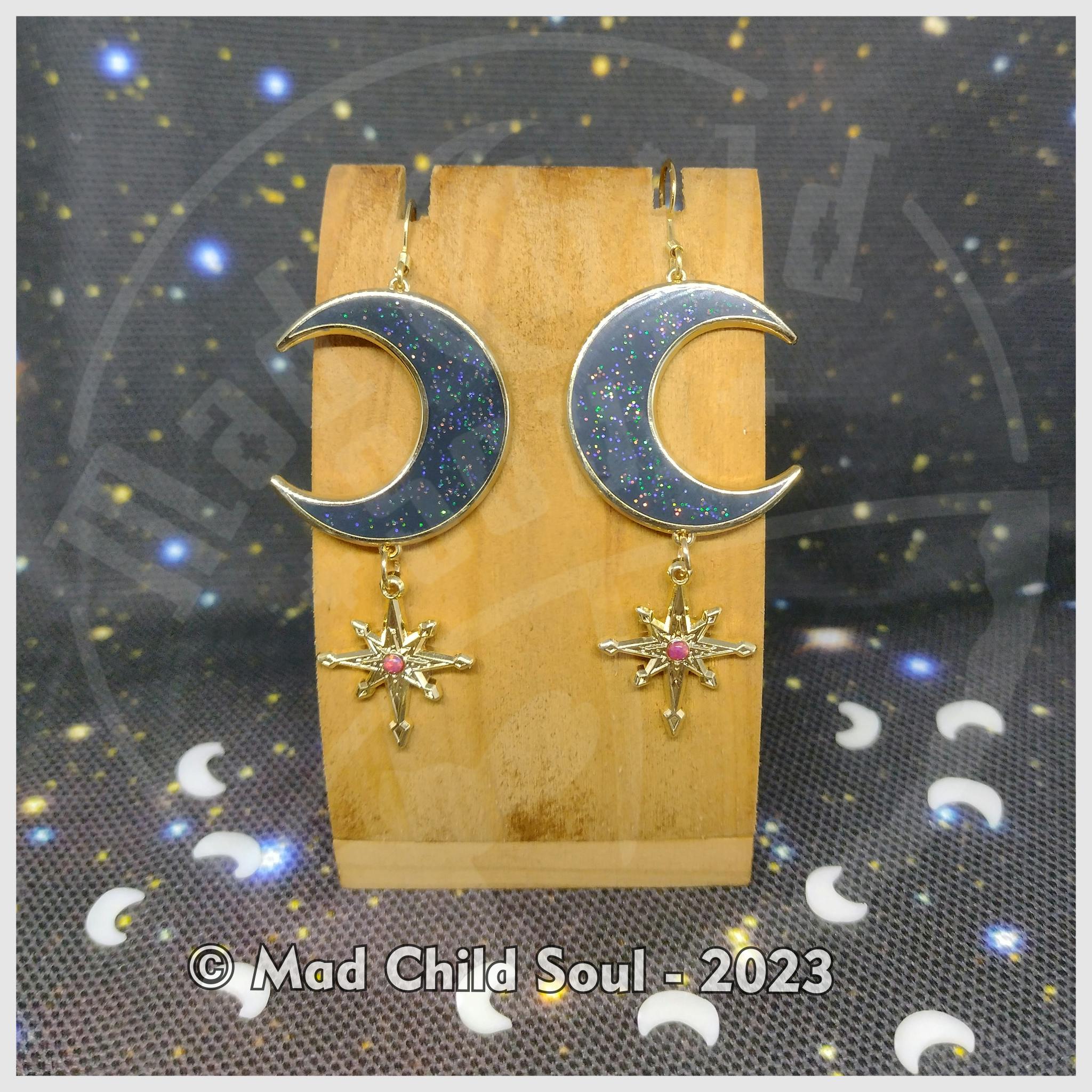 Earrings : Beyond the Moon